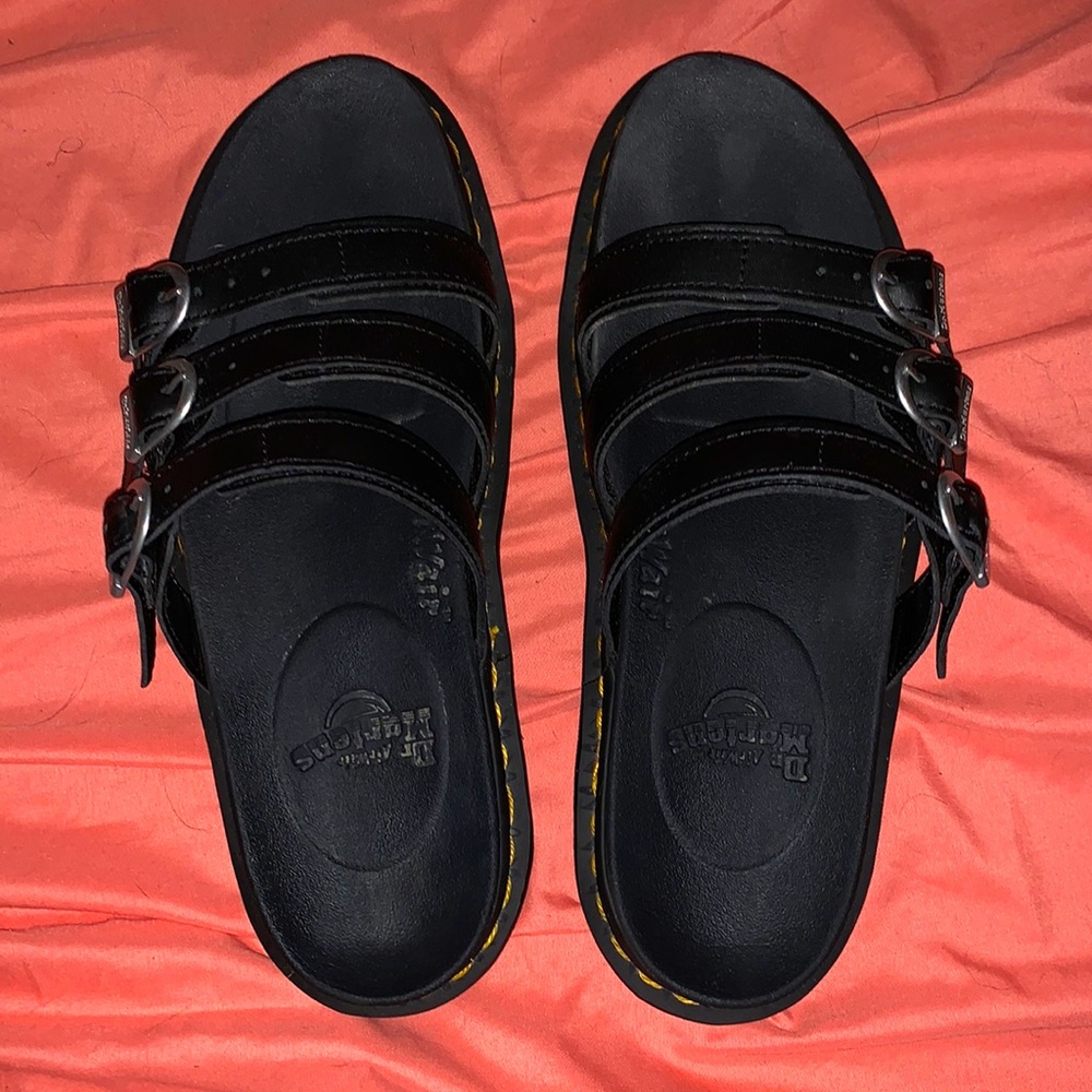 Dr. Martens Blaire Slide in Black Hydro Leather